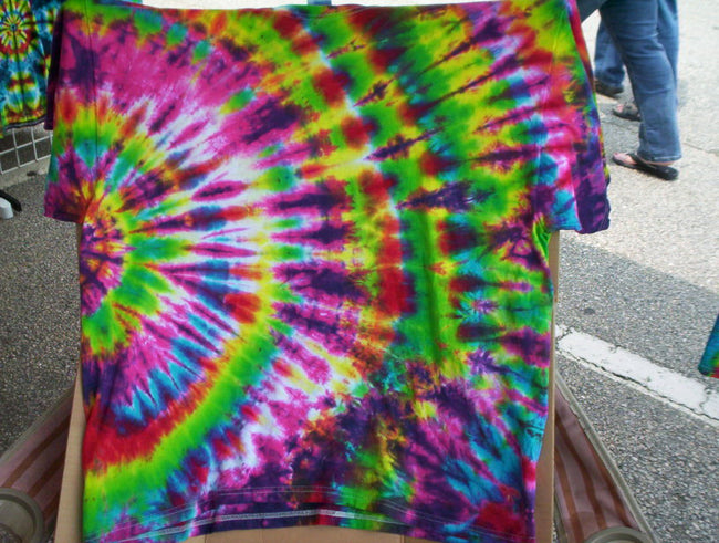 Rainbow Feathers Tie Dye