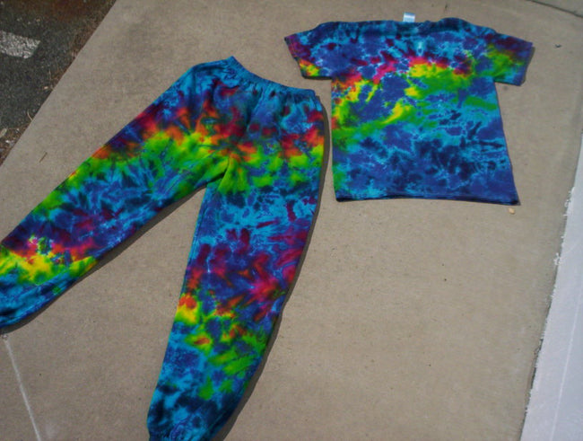 Sweatpants and T Shirt Set