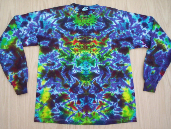 Beautiful Totem Tie Dye Long Sleeve