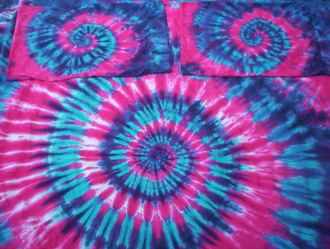 Raspberry Dreams Duvet or Sheet Set