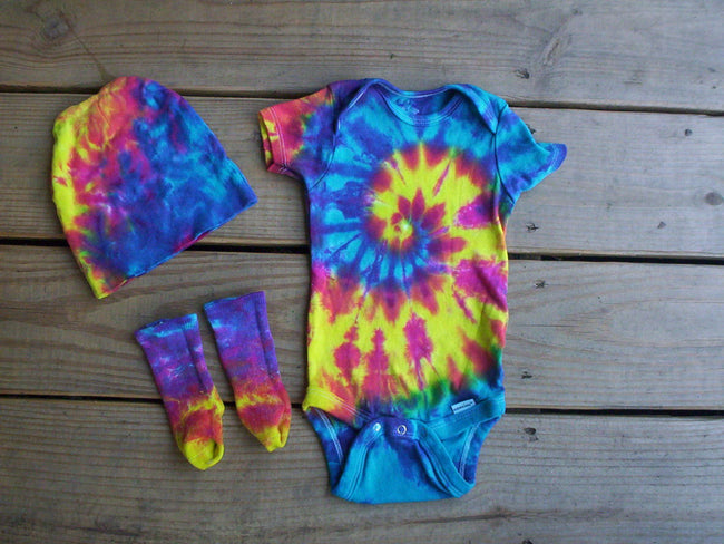 Summer Baby Tie Dye Gift Set