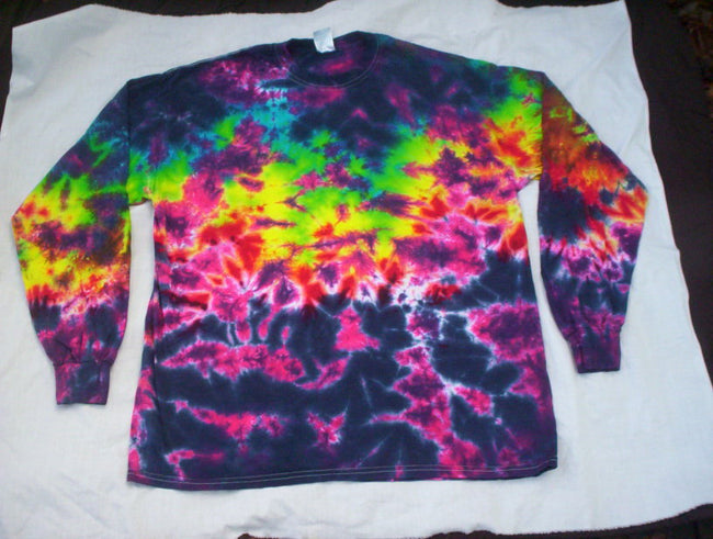 Raspberry Sunset Tie Dye Long Sleeve